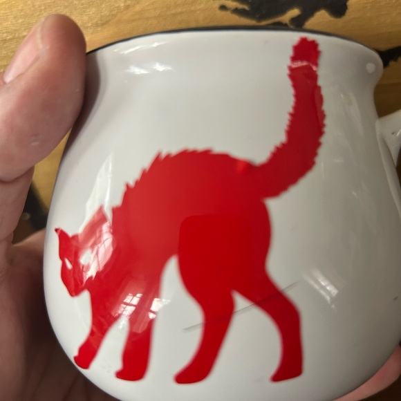 Perfectly wicked cauldron shaped white mug- for the perfect friend- new - Picture 7 of 9